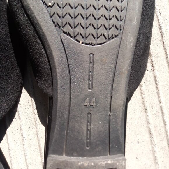 🖤 Black Sandals - Size 44 (Women’s) - Comfortable & Gently Used 👡 - Picture 3 of 3